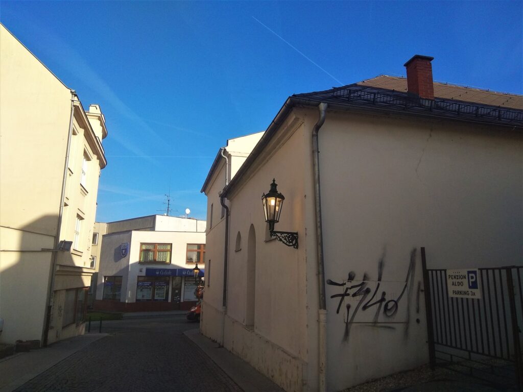 Karviná, historické lampy