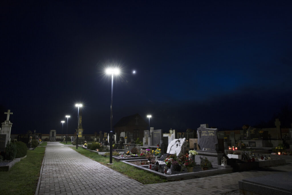 Chromeč, hřbitov